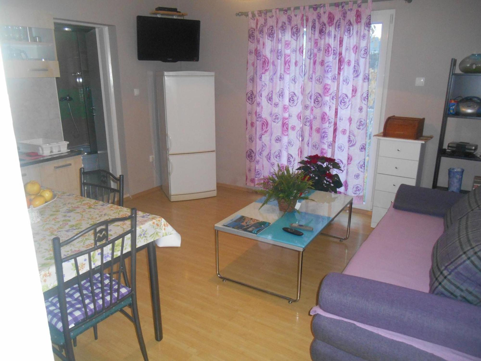 Apartments Jerkin Tribunj  Room photo